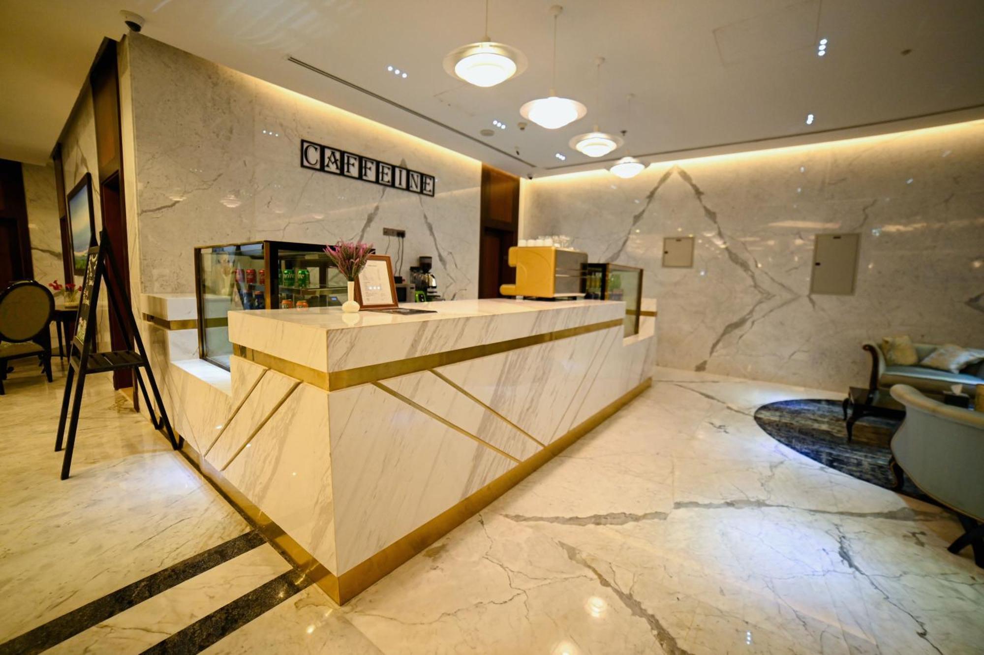 Seven Seas Hotel ドバイ エクステリア 写真