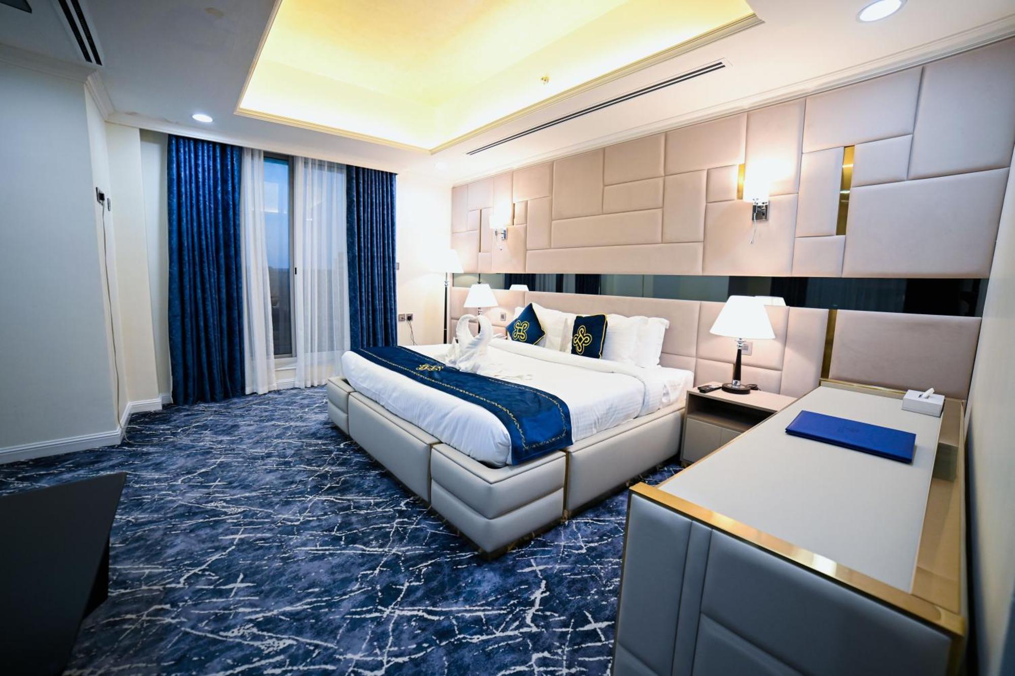 Seven Seas Hotel ドバイ エクステリア 写真